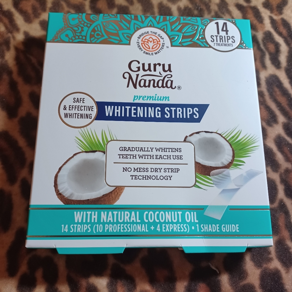 Premium Whitening Strips with Natural Coconut Oil - White/Teal